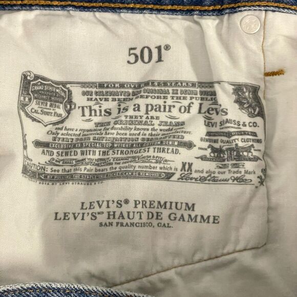 Levis Premium Jean Shorts Womens 34 501 Button Fly Distressed Denim Cut-Off Boho - Picture 10 of 11